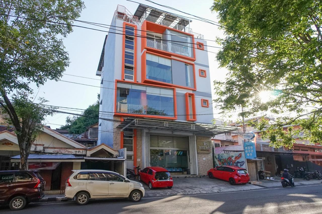 Istanaku Guesthouse 2 Manado Exterior photo